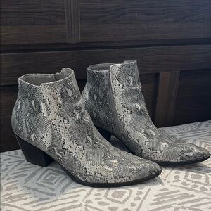 Women's Snake Print Ankle Boots